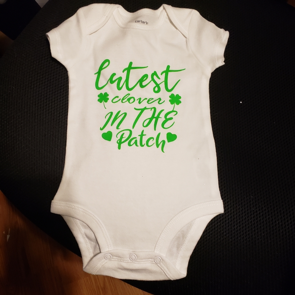 New Carter 3 Mos Onesie with St. Pat's Day Decal